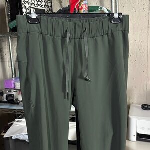 Lululemon Pant Size 6